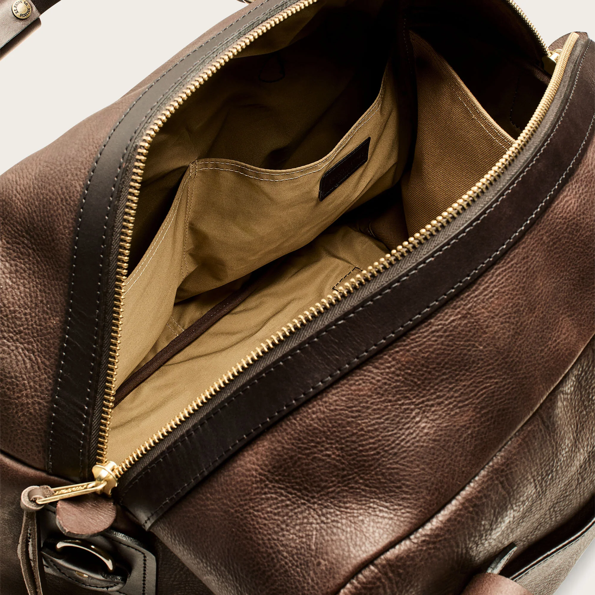 HERITAGE LEATHER MEDIUM DUFFLE BAG - Image 6