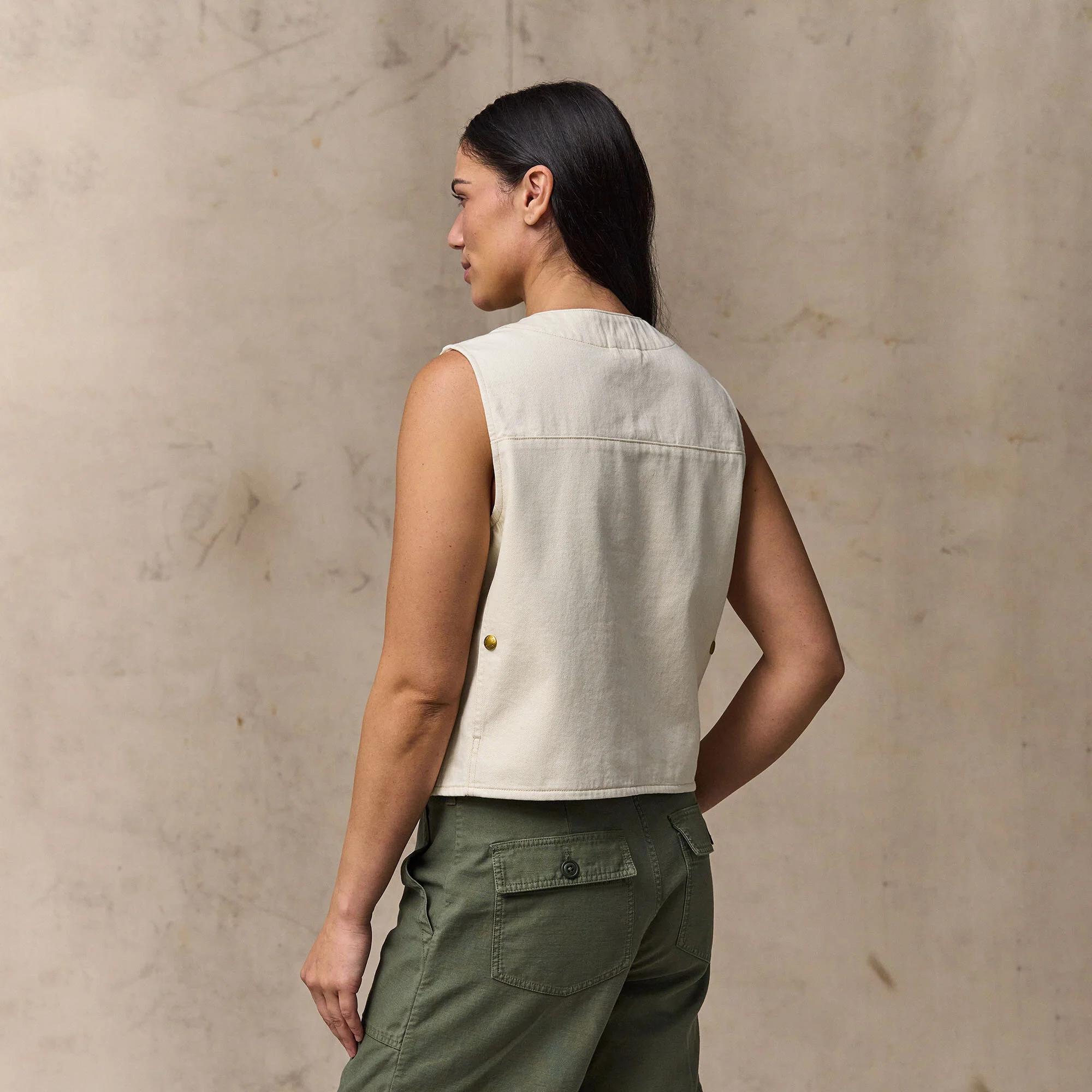 WOMEN'S ARCHIVE CRUISER VEST - Image 11