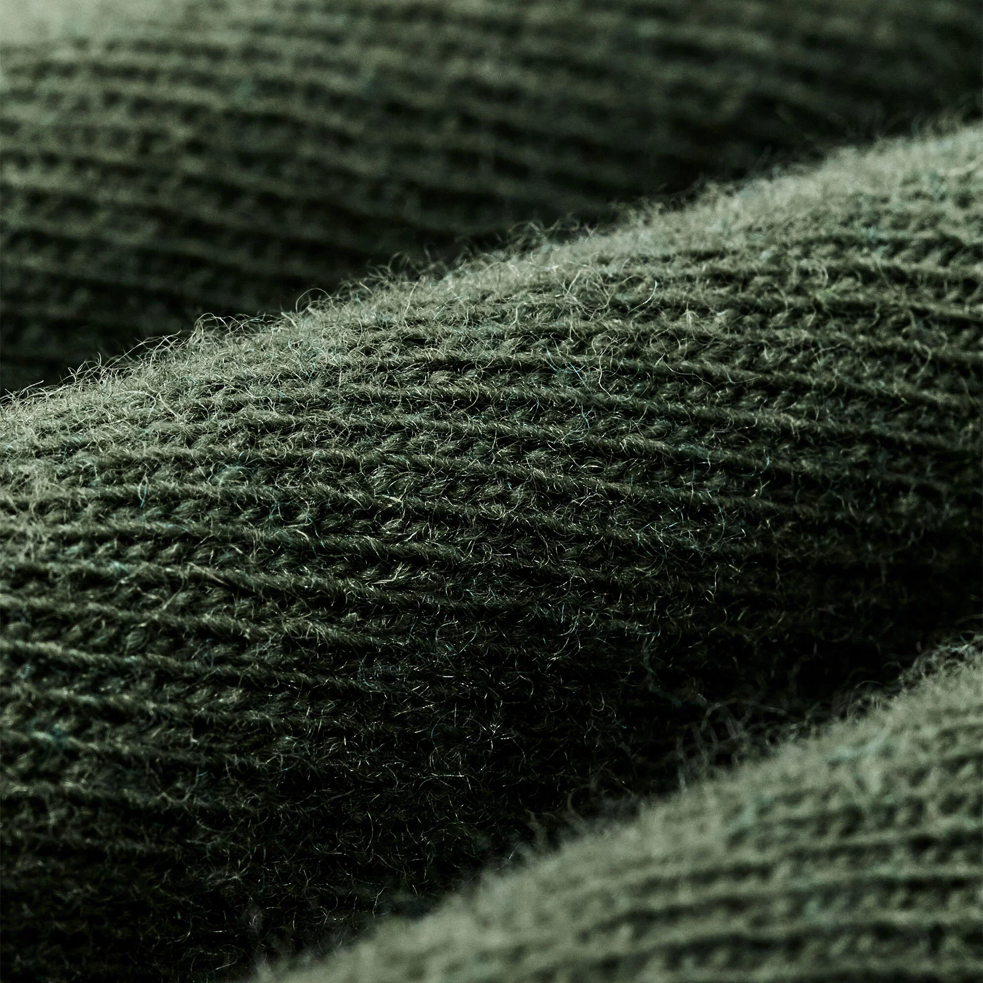 WOMEN’S GRAPHIC WOOL SWEATER - Image 3