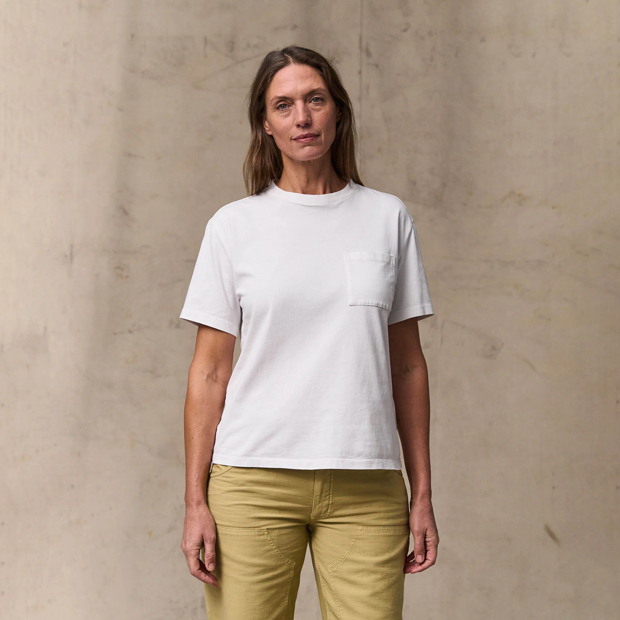 WOMEN'S SHORT SLEEVE POCKET TEE - Image 3