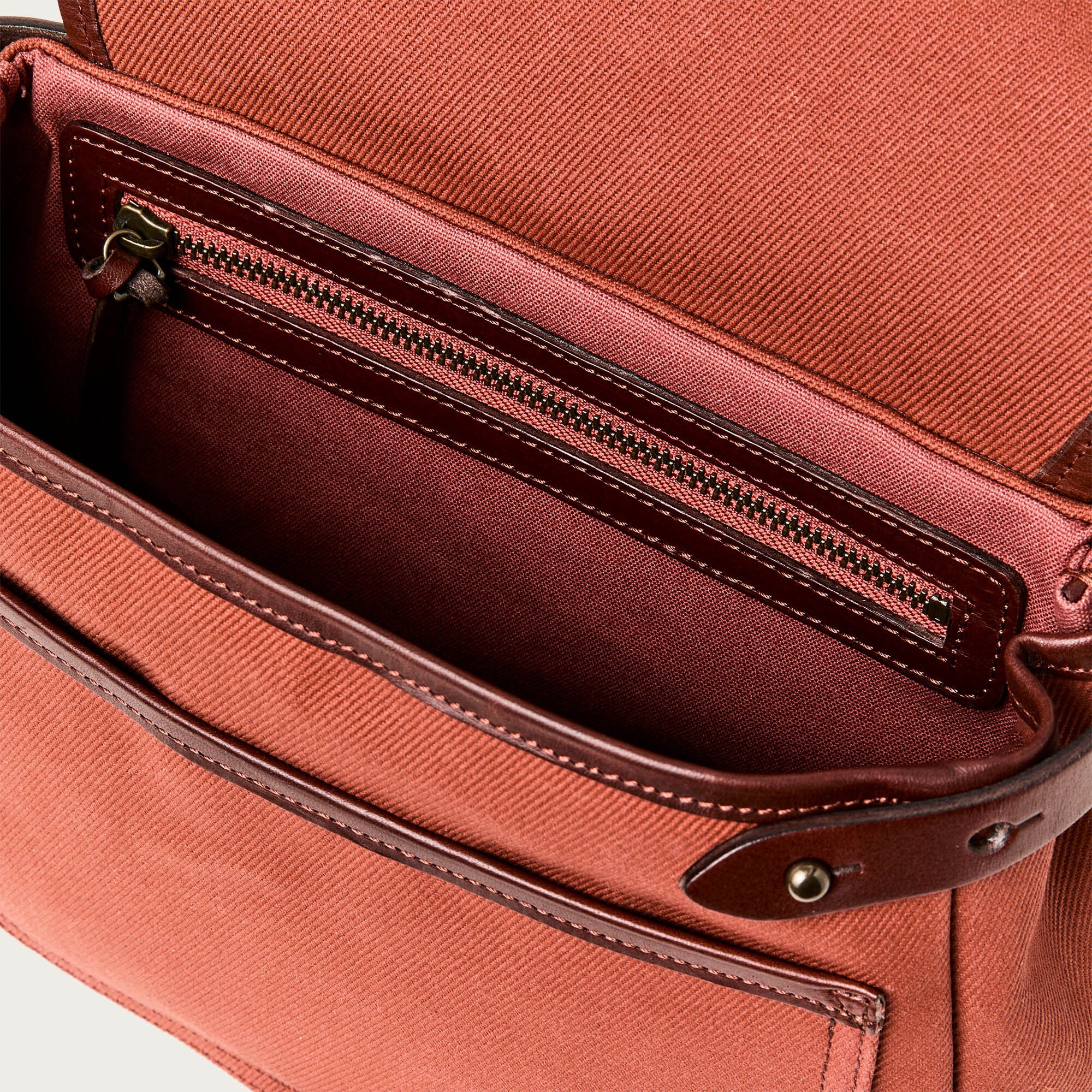 XS Field Bag - Image 4